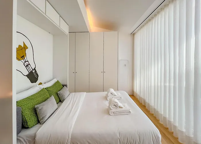 بيت للعطل Casa Do Trigo - With Garage In The Center فيانا دو كاستيلو