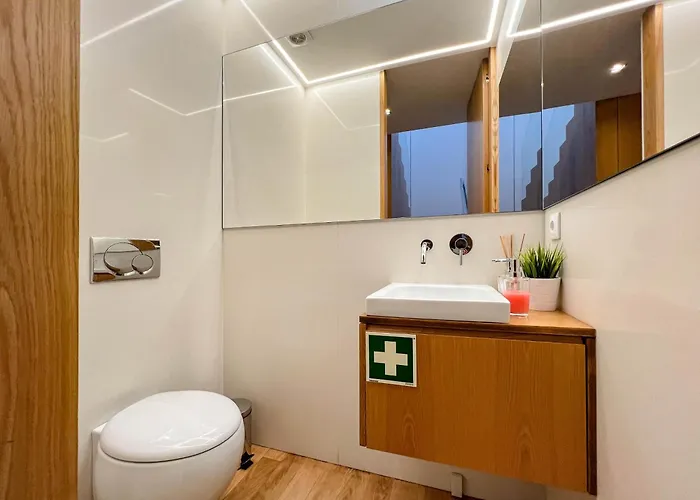 Casa Do Trigo - With Garage In The Center *