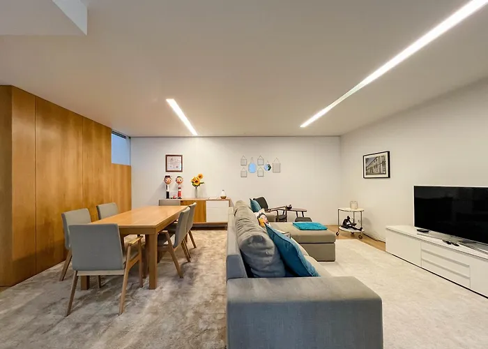 Casa Do Trigo - With Garage In The Center بيت للعطل فيانا دو كاستيلو